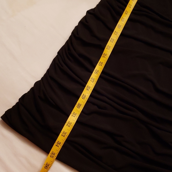 City triangles dress - Picture 4 of 8